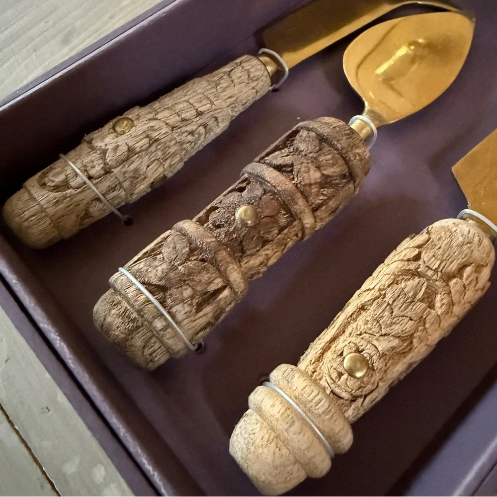 NEW Anthropologie‎ Cheese Knife Set